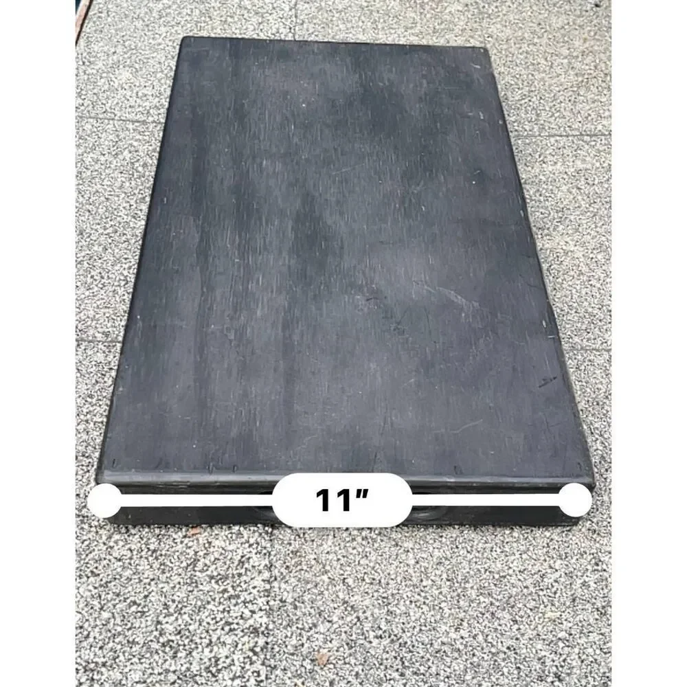N/A black wooden
